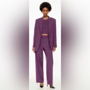 ARITZIA BABATON Pleated Dewberry Purple Wide Leg Pants Like New